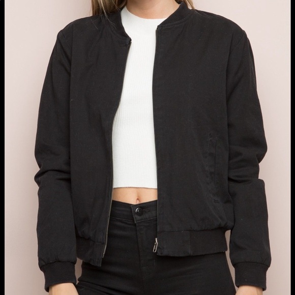 Brandy Melville Jackets & Blazers - Brandy Melville black bomber jacket